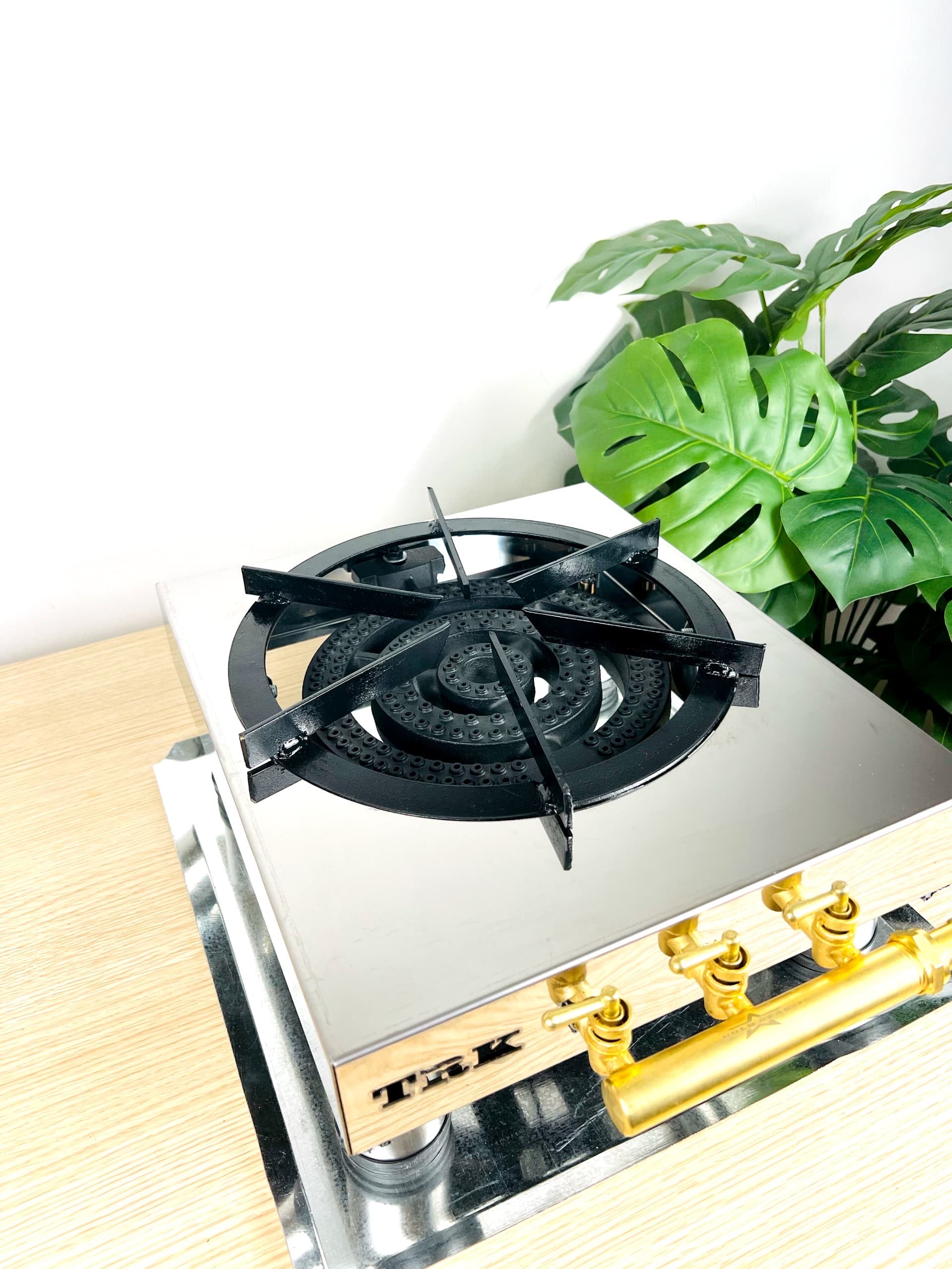 طابونة غازية صغيرة+ سنيوة